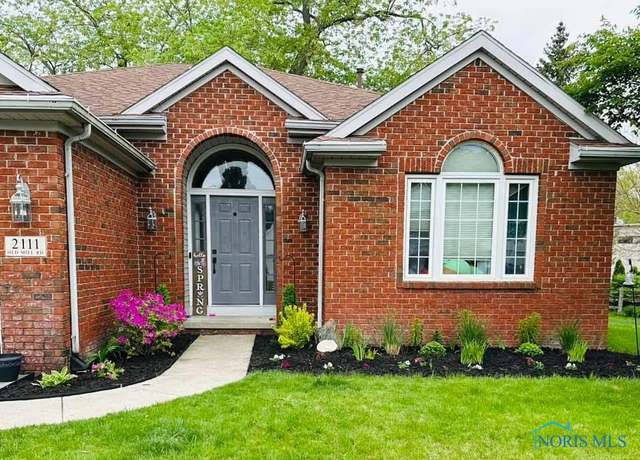 Property at 2111 Old Mill Rd, Toledo, OH 43615, 3 beds, 3 baths