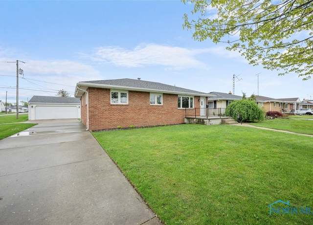 Property at 4572 285th St, Toledo, OH 43611, 3 beds, 1 bath