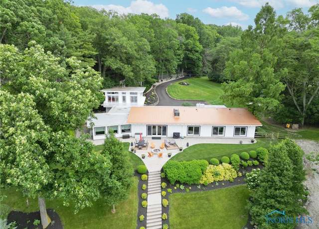 Property at 29819 E River Rd, Perrysburg, OH 43551, 4 beds, 4 baths