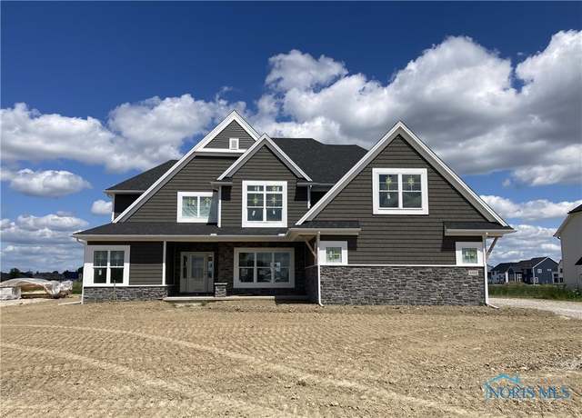 Property at 102 Old Dover Rd, Perrysburg, OH 43551, 4 beds, 3.5 baths