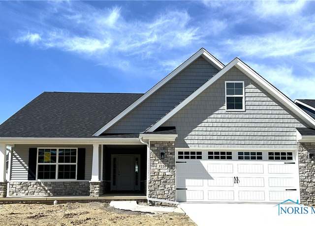 Property at 5226 Calistoga Dr, Monclova, OH 43542, 3 beds, 2 baths