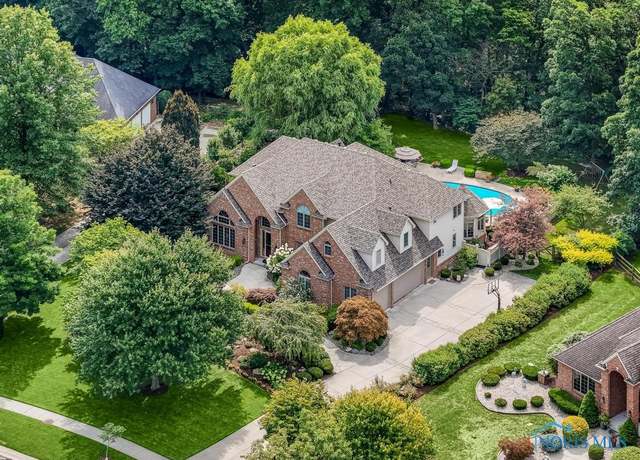 Property at 7635 Chestnut Rdg, Maumee, OH 43537, 4 beds, 4.5 baths
