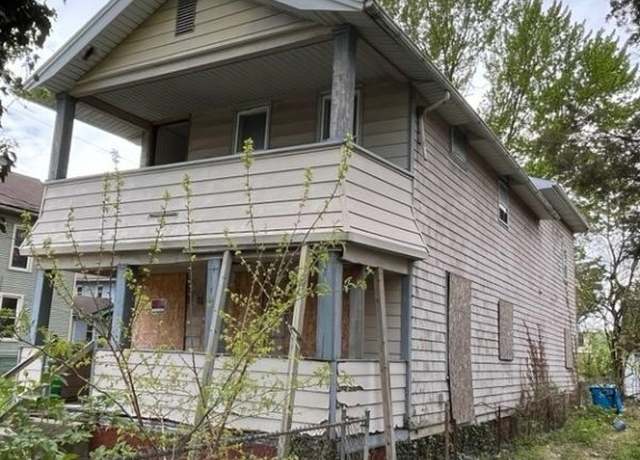 Property at 721 Stickney Ave, Toledo, OH 43604, 4 beds, 2 baths