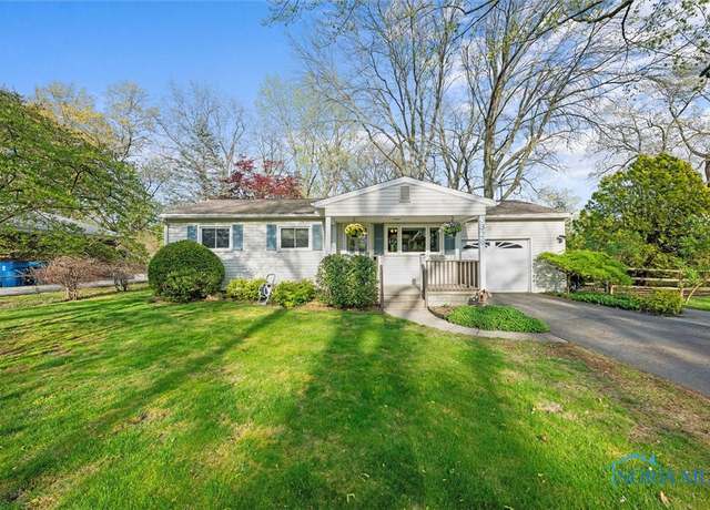 Property at 3326 Millicent Ave, Toledo, OH 43615, 3 beds, 1 bath