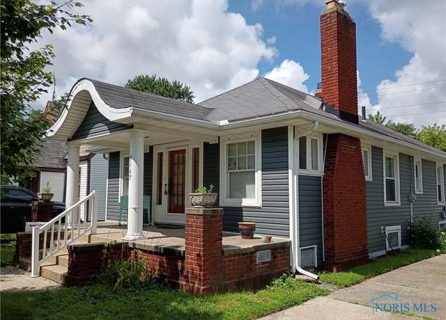 Property at 3167 Sherbrooke Rd, Toledo, OH 43606, 2 beds, 2 baths