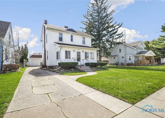 Property at 2720 106th St, Toledo, OH 43611, 4 beds, 1.5 baths