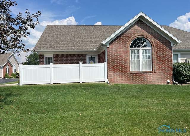 Property at 94 Summerfield Blvd, Bowling Green, OH 43402, 3 beds, 2.5 baths