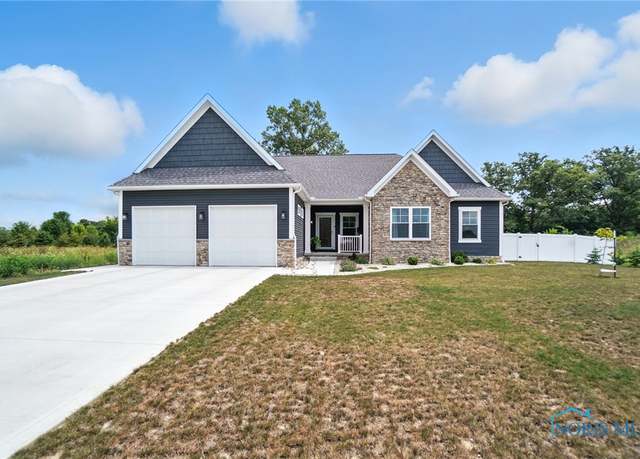 Property at 3823 Bearcat Way, Findlay, OH 45840, 3 beds, 3 baths