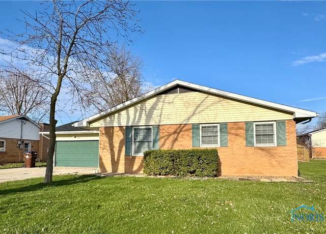 Property at 204 Northfield Ave, Defiance, OH 43512, 3 beds, 2 baths