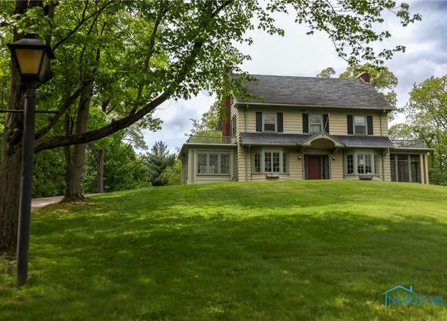 Property at 5243 Flanders Rd, Toledo, OH 43623, 4 beds, 1.5 baths