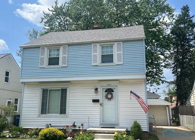 Property at 1824 Strathmoor Ave, Toledo, OH 43614, 3 beds, 1.5 baths