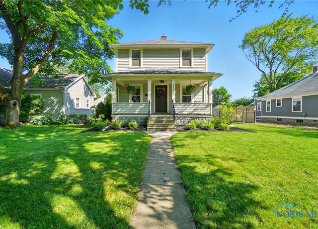 Property at 233 E 5th St, Perrysburg, OH 43551, 4 beds, 2.5 baths