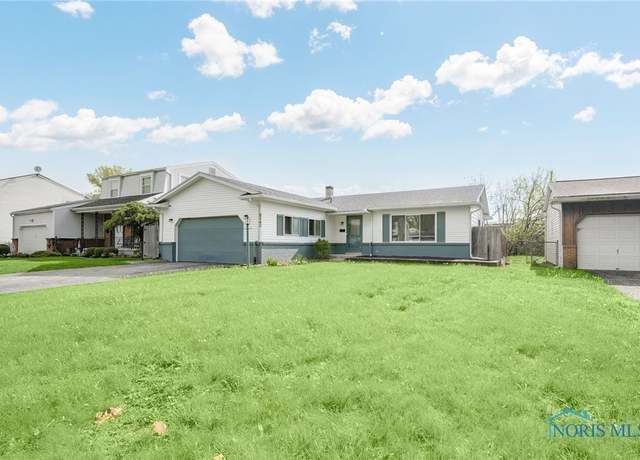 Property at 6040 Rolland Dr, Toledo, OH 43612, 3 beds, 2.5 baths