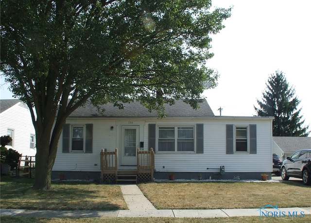 Property at 1144 Holgate Ave, Maumee, OH 43537, 3 beds, 1 bath