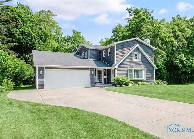 Property at 1020 Michigan Ave, Waterville, OH 43566, 5 beds, 3 baths