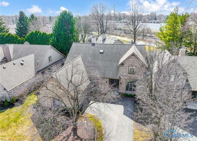 Property at 5553 N Citation Rd, Ottawa Hills, OH 43615, 4 beds, 3 baths