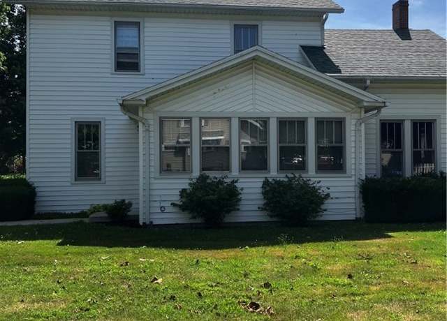 Property at 219 Bond St, Pemberville, OH 43450, 3 beds, 1 bath