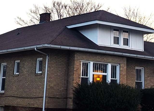 Property at 301 E Bigelow St, Upper Sandusky, OH 43351, 3 beds, 2 baths