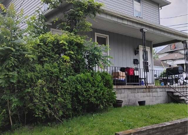 Property at 318 Eldred Ave, Toledo, OH 43609, 3 beds, 2 baths