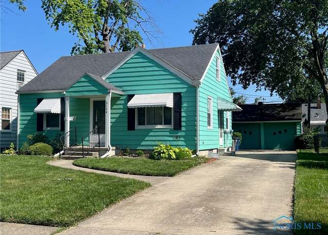 Property at 3154 Ravenwood Blvd, Toledo, OH 43614, 3 beds, 1 bath