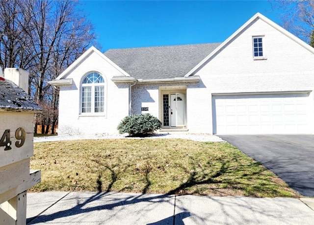 Property at 2249 Woods Edge Ct, Toledo, OH 43615, 3 beds, 3.5 baths
