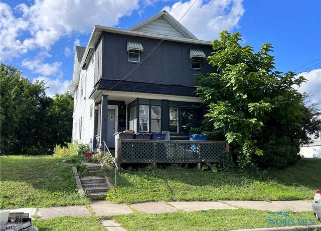 Property at 445 4th St, Toledo, OH 43605, 4 beds, 2 baths