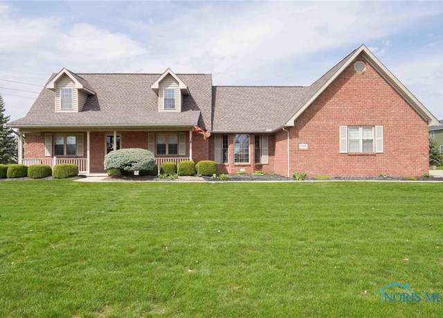 Property at 2028 Lakeland Dr, Findlay, OH 45840, 3 beds, 3 baths