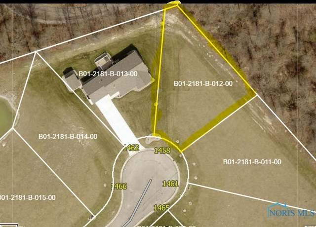 Property at 1458 Lee Ann Ave, Defiance, OH 43512