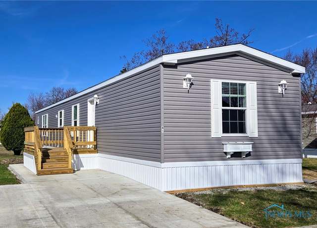 Property at 1048 N Main St #41, Bowling Green, OH 43402, 3 beds, 2 baths