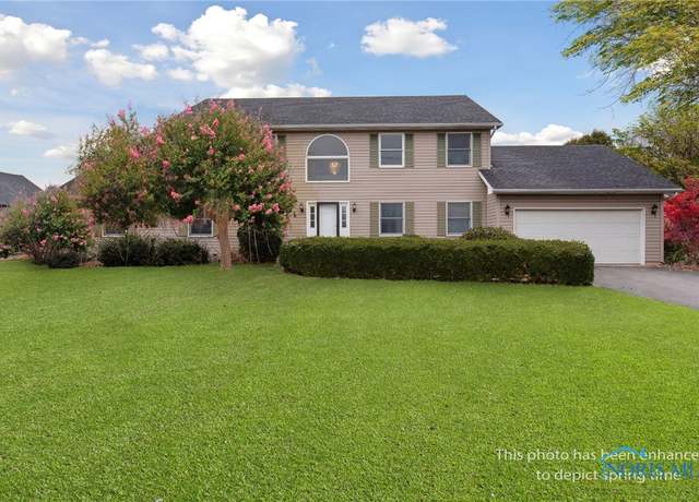 Property at 1004 Waterville Monclova Rd, Waterville, OH 43566, 4 beds, 3.5 baths