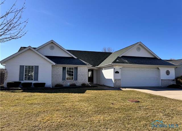 Property at 125 Laurie Dr, Bryan, OH 43506, 3 beds, 2 baths