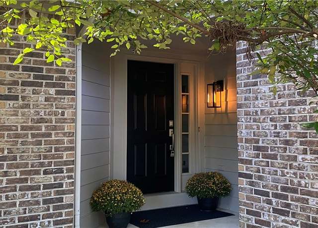 Property at 8605 Ponte Vedra Ct, Holland, OH 43528, 2 beds, 2 baths