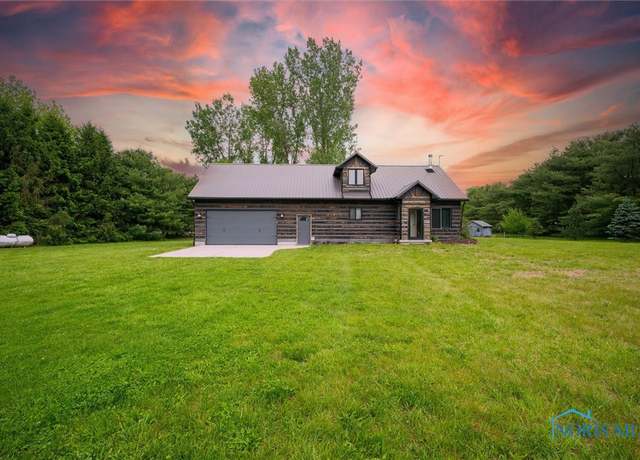 Property at 11840 Oak River Ln, Whitehouse, OH 43571, 2 beds, 1 bath