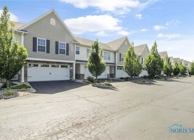 Property at 4733 Lakeside Dr, Maumee, OH 43537, 3 beds, 2 baths