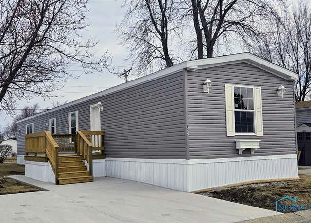Property at 1048 N Main St #103, Bowling Green, OH 43402, 3 beds, 2 baths