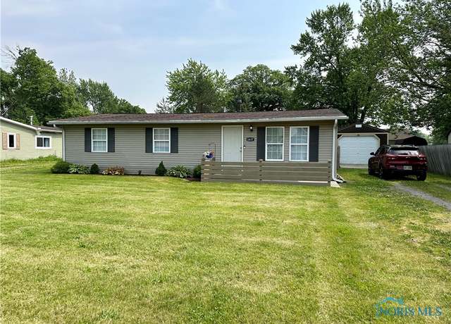 Property at 1637 Payne Ave, Findlay, OH 45840, 3 beds, 1 bath