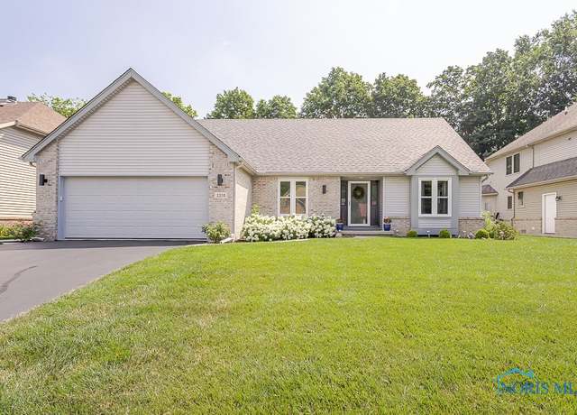 Property at 2218 Linden Ct, Maumee, OH 43537, 3 beds, 2.5 baths