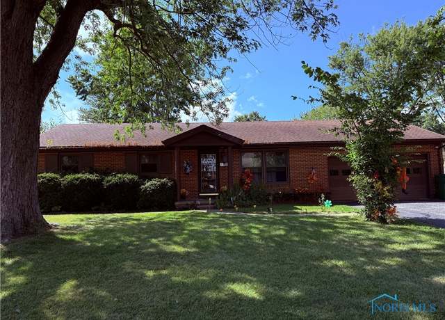 Property at 1726 Eastview Dr. Dr, Findlay, OH 45840, 3 beds, 1.5 baths
