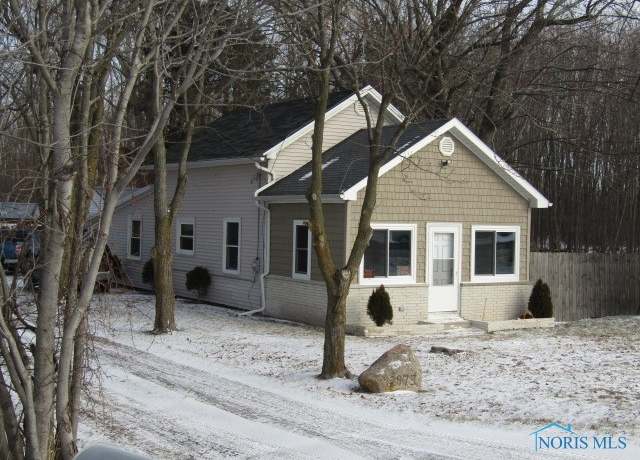 Property at 12975 W State Route 2, Oak Harbor, OH 43449, 2 beds, 1 bath