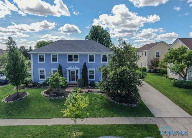 Property at 26741 Green Ville Dr, Perrysburg, OH 43551, 5 beds, 3.5 baths