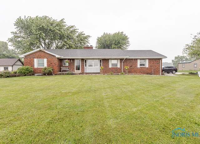 Property at 5376 Alexander Rd, Pemberville, OH 43450, 3 beds, 3 baths