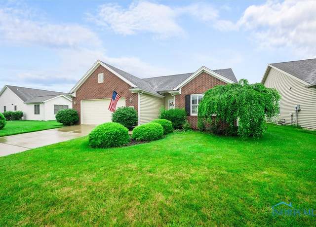 Property at 26305 Edgewater Dr, Perrysburg, OH 43551, 3 beds, 2 baths