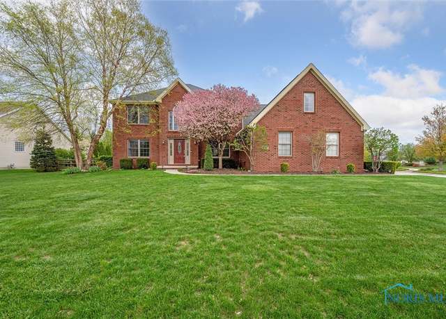 Property at 4708 Farm Creek Ln, Sylvania, OH 43560, 4 beds, 2.5 baths