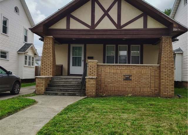 Property at 864 Hampton Ave, Toledo, OH 43609, 2 beds, 1 bath