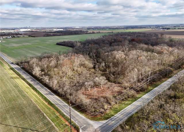 Property at 9966 Roachton Rd, Perrysburg, OH 43551