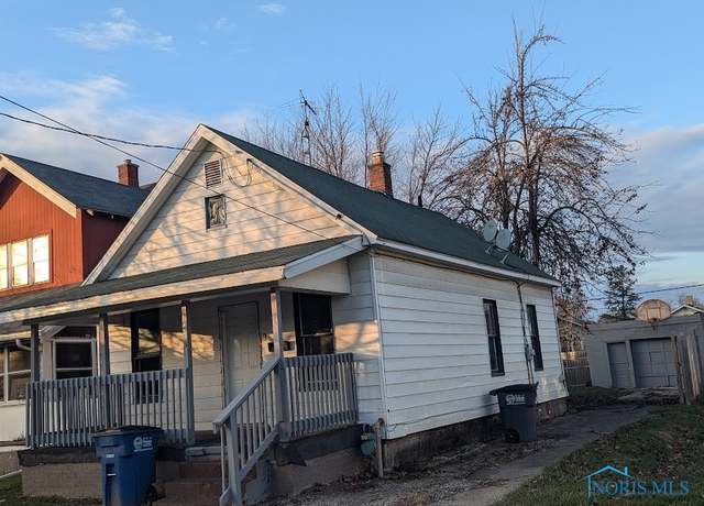 Property at 703 Ashwood Ave, Toledo, OH 43608, 2 beds, 1 bath