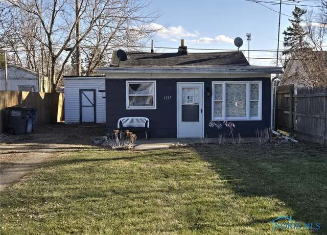 Property at 1527 Primrose Ave, Toledo, OH 43612, 2 beds, 1 bath