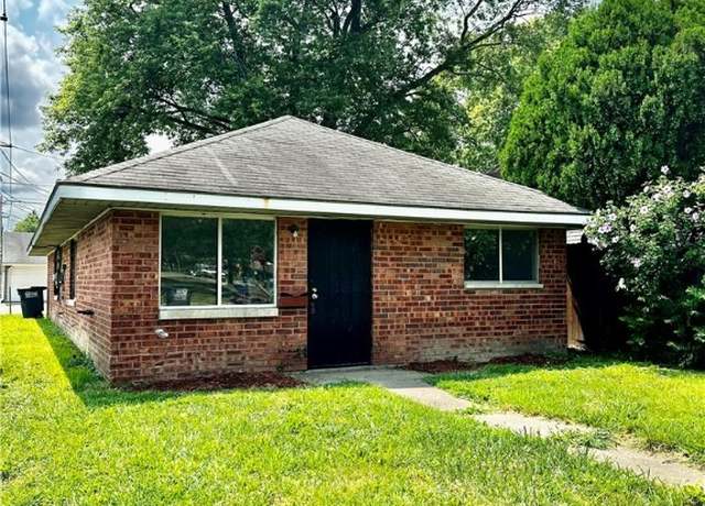 Property at 319 Pontiac St, Toledo, OH 43611, 2 beds, 2 baths
