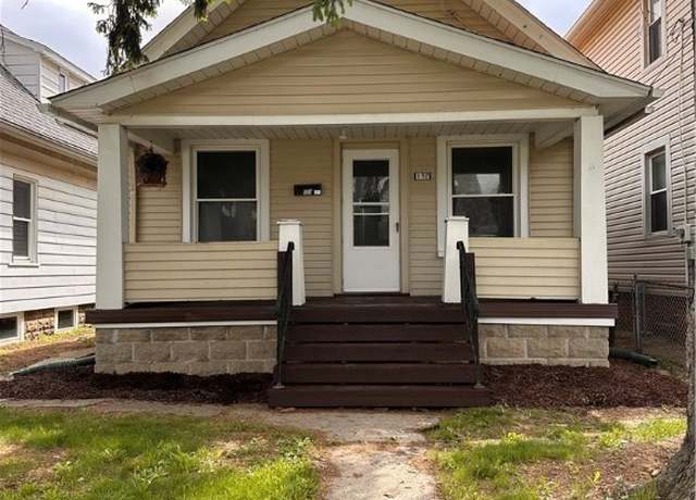 Property at 132 Bacon St, Rossford, OH 43460, 2 beds, 1 bath
