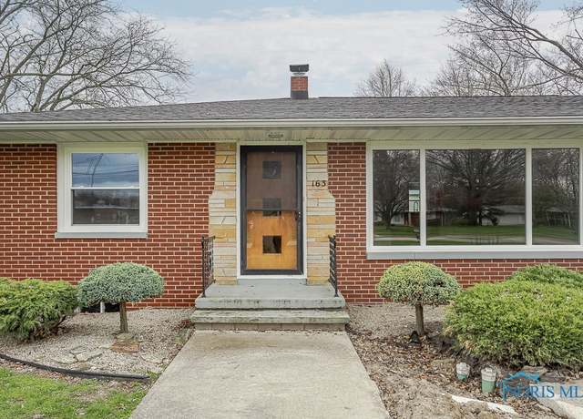 Property at 163 E Ottawa St, Oak Harbor, OH 43449, 3 beds, 2 baths